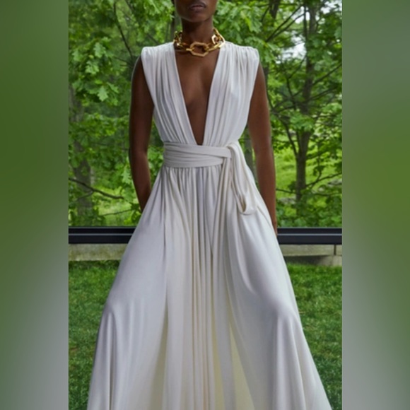 Oscar De La Renta Ivory Cady Gown - Picture 2 of 7